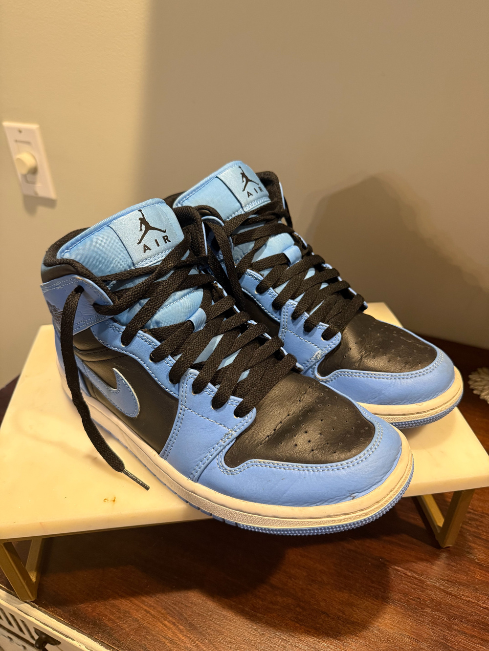 Air Jordan High Top Sneakers Blue Black Sz 8.5